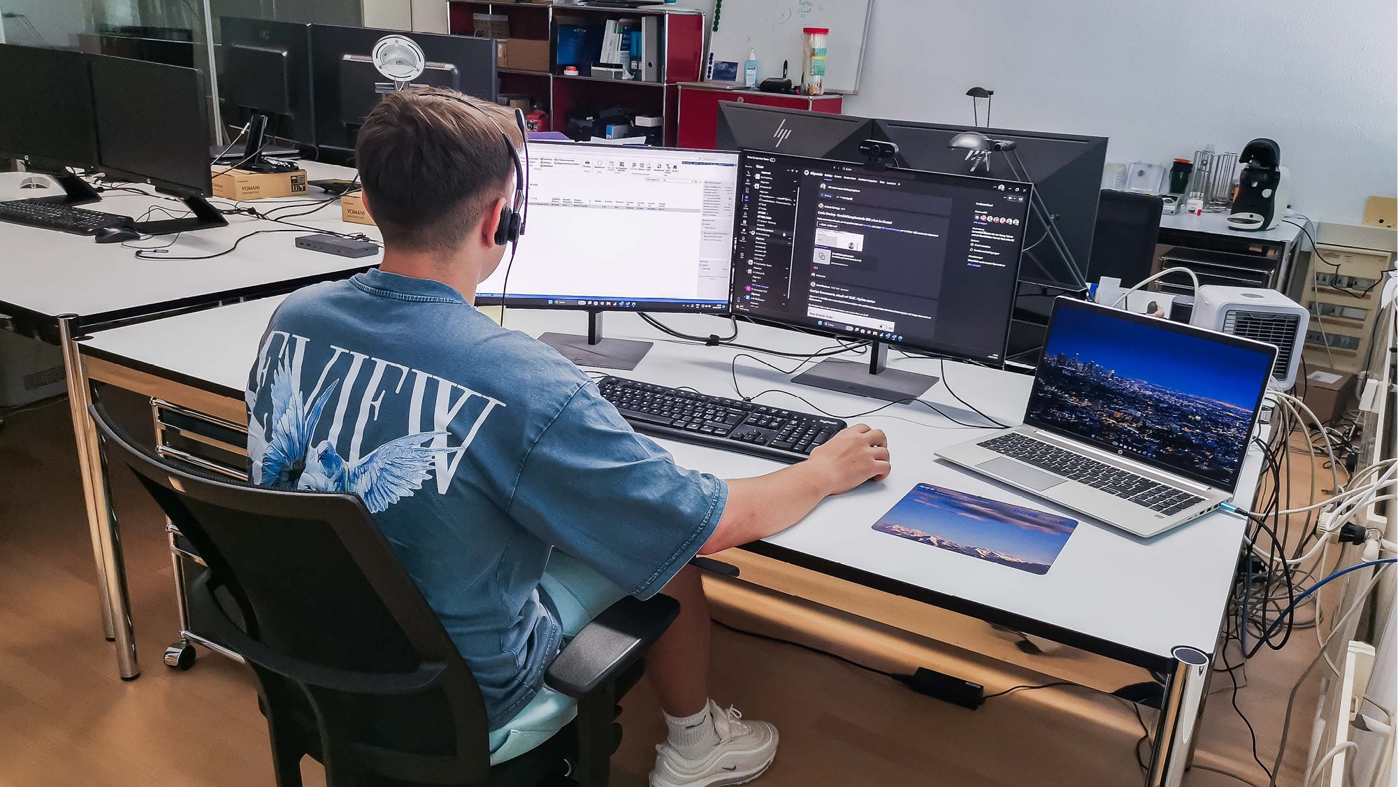 Successful apprenticeship graduates and room for the next generation