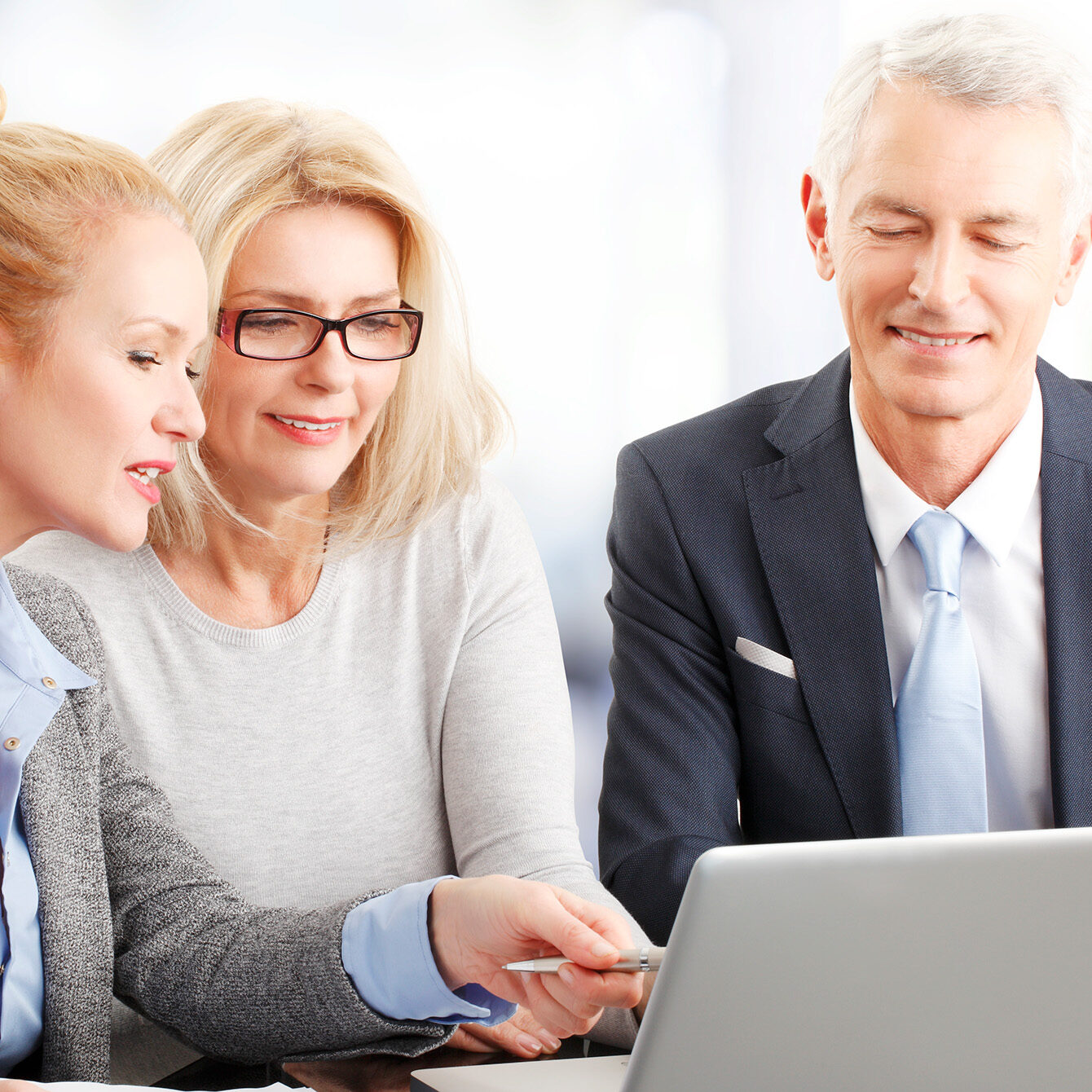 Banken & Finanzinstitute